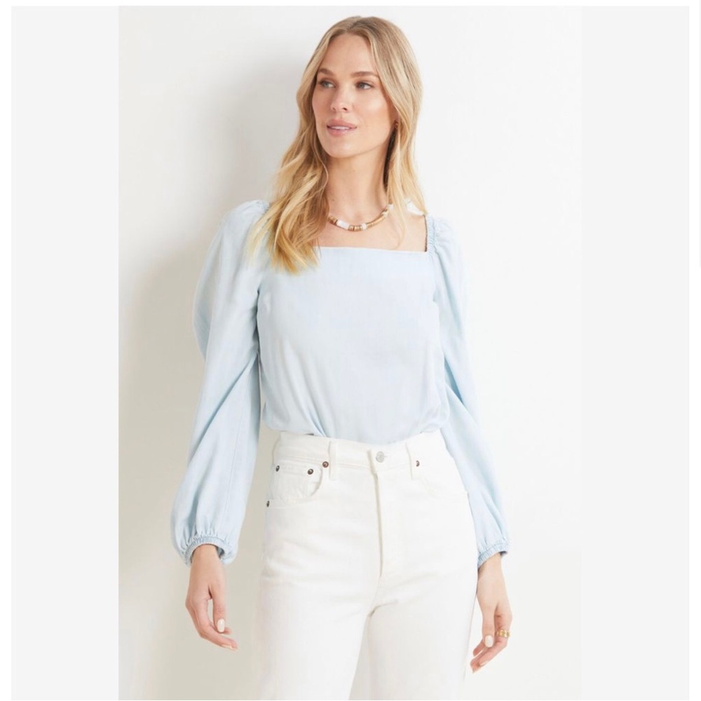 Anthropology Cloth & Stone Chambray Square Neck Smocked Back Top. Size Medium